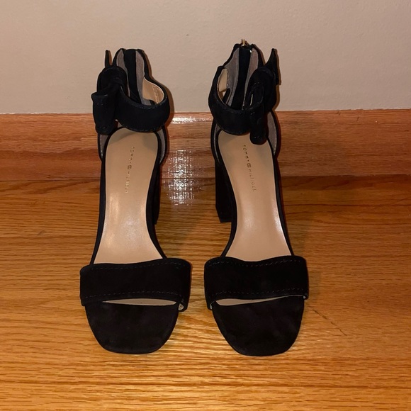 Tommy Hilfiger High Heel Strap Sandal - Suede - Size 8.5 - Picture 1 of 9